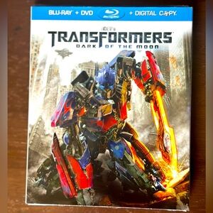 Transformers Dark of the Moon Blu-Ray + DVD